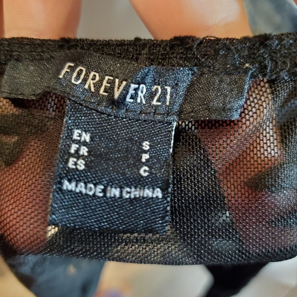 F21 Dark Floral Sheer Corset - Picture 7 of 8